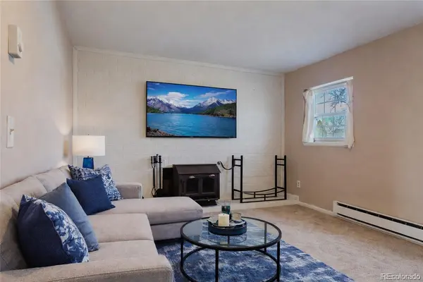 16512 E Louisiana DR, Aurora, CO 80017