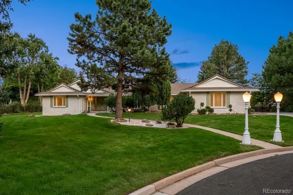 4290 Honey Locust DR, Englewood, CO 80113