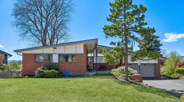 10310 W 18th PL, Lakewood, CO 80215
