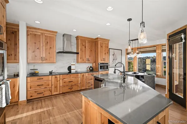 9323 Sori LN, Highlands Ranch, CO 80126
