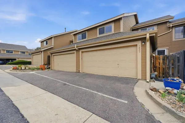 1807 S Deframe ST, Lakewood, CO 80228