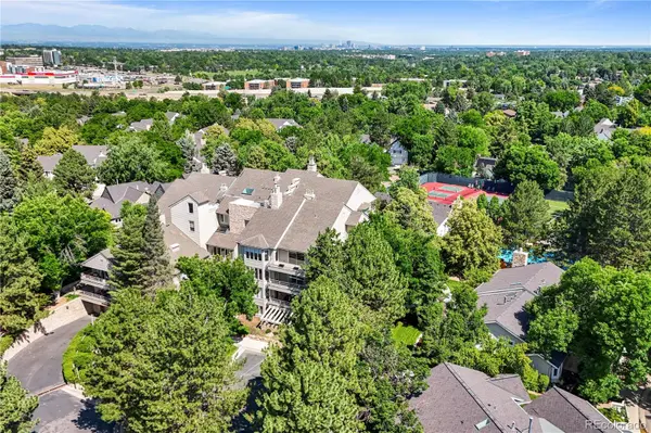 4605 S Yosemite ST #301, Denver, CO 80237