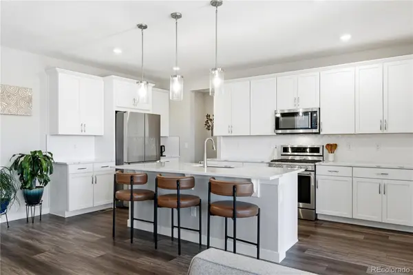 6351 Stable View ST, Castle Pines, CO 80108