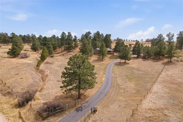 8216 Ponderosa LN, Parker, CO 80138
