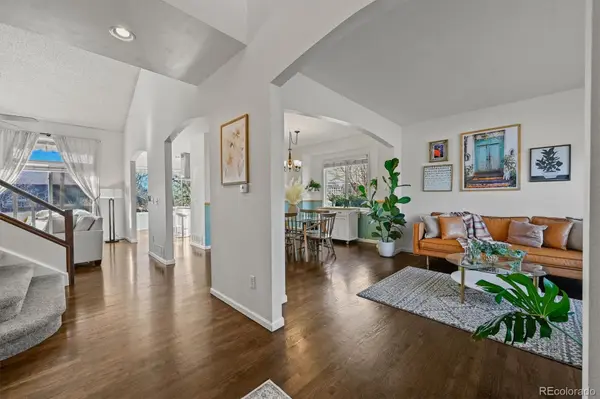 2249 Weatherstone CIR, Highlands Ranch, CO 80126