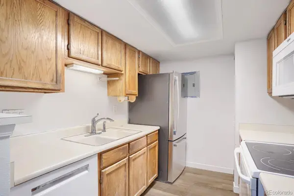 8335 Fairmount DR #2-204, Denver, CO 80247