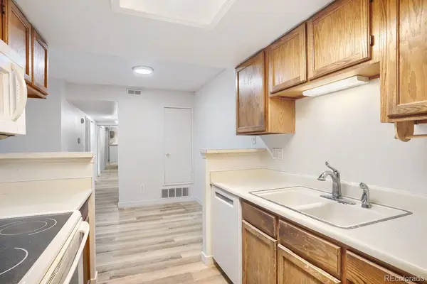 8335 Fairmount DR #2-204, Denver, CO 80247