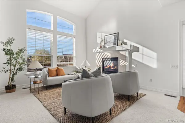 8880 Edinburgh CIR, Highlands Ranch, CO 80129
