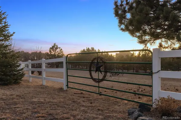 3779 Pasture Gate CIR, Elizabeth, CO 80107