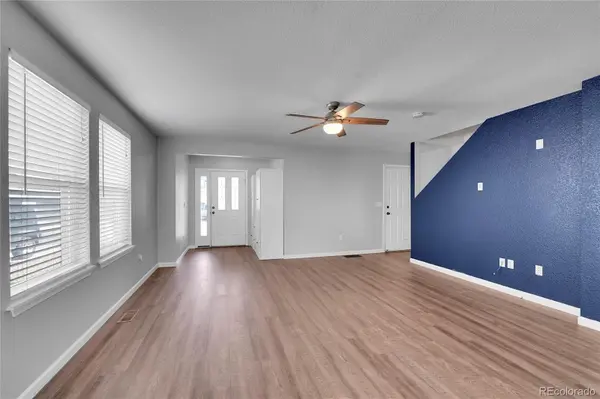 511 Sterling LN, Dacono, CO 80514