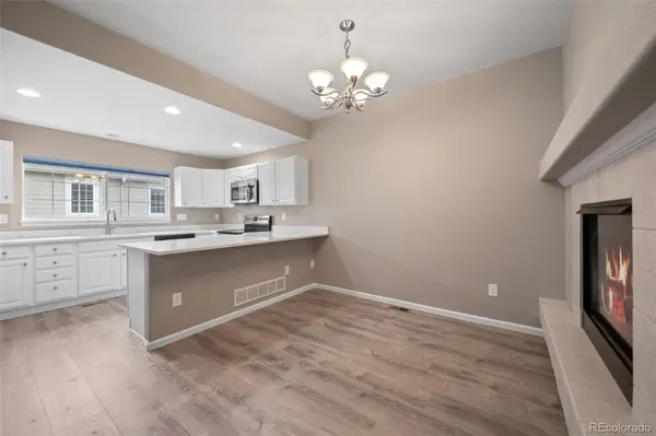 9522 Silver Spur LN, Highlands Ranch, CO 80130