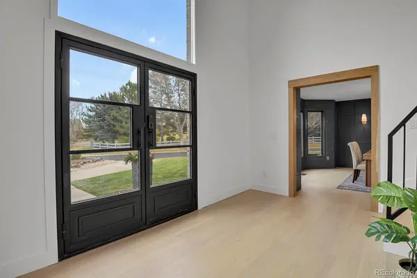 19 Falcon Hills DR, Highlands Ranch, CO 80126