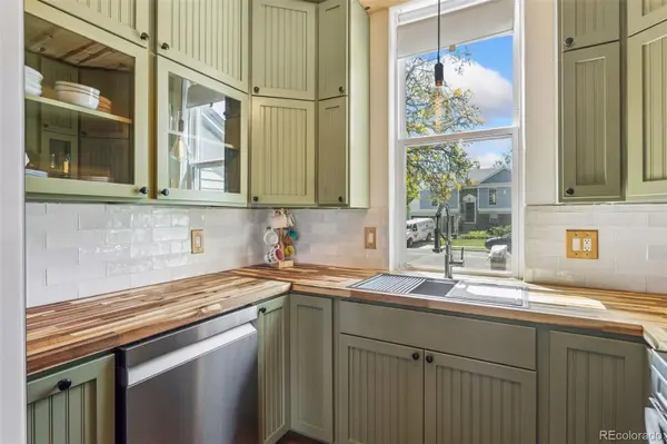 409 W Lucerne DR, Lafayette, CO 80026
