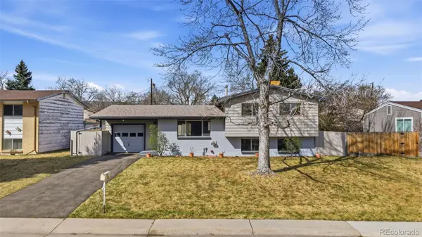 323 S Robb WAY, Lakewood, CO 80226