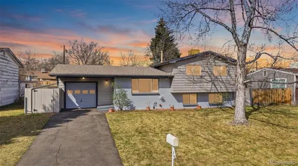 323 S Robb WAY,  Lakewood,  CO 80226