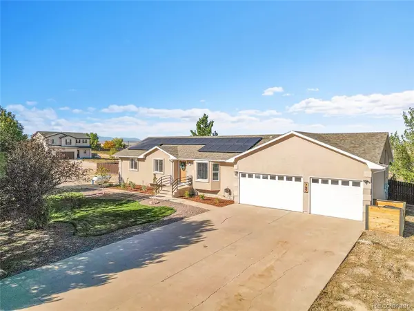 797 E Parkrose DR, Pueblo, CO 81007