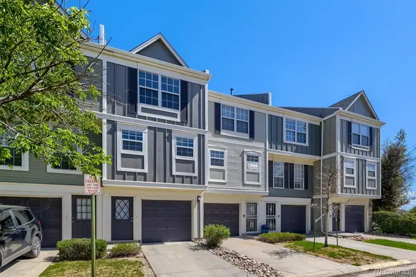 12008 E Hoye DR, Aurora, CO 80012
