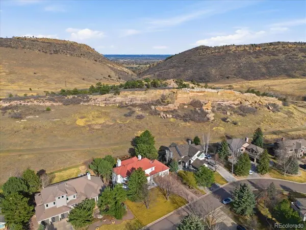 36 Lark Bunting LN, Littleton, CO 80127
