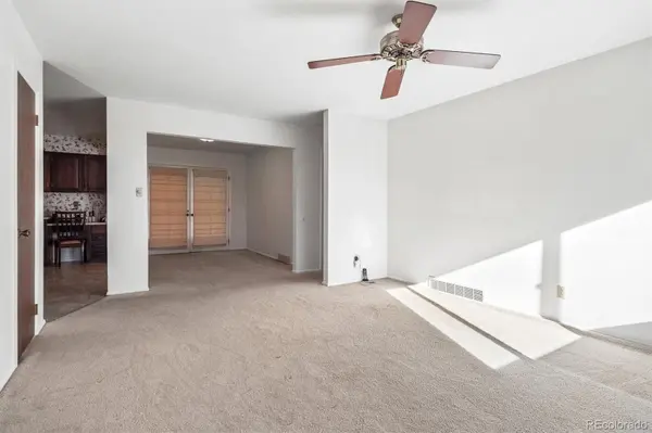 4655 S Knox CT, Englewood, CO 80110