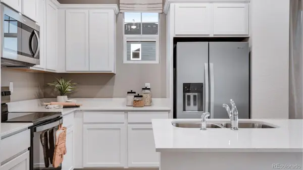 9845 Bahama ST, Commerce City, CO 80022