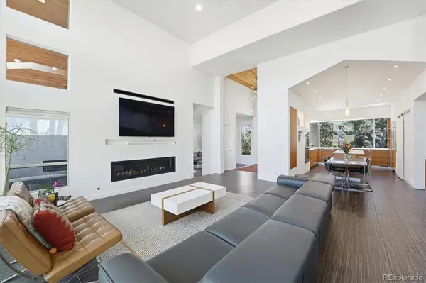 38 Lark Bunting LN, Littleton, CO 80127