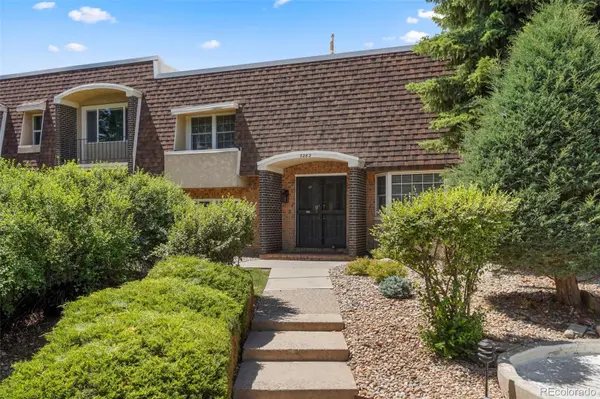3262 S Oneida WAY, Denver, CO 80224