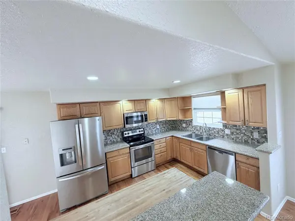 190 S Circle DR, Pueblo, CO 81007