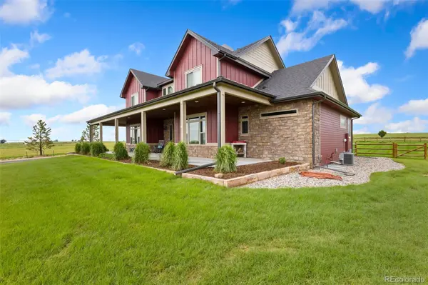 9260 Meadow Farms DR,  Milliken,  CO 80543