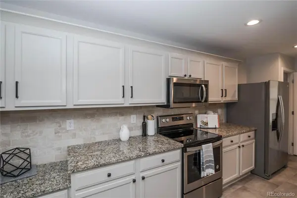 5887 Raleigh CIR, Castle Rock, CO 80104