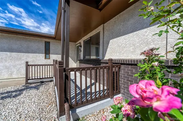 293 W Hahns Peak AVE, Pueblo West, CO 81007