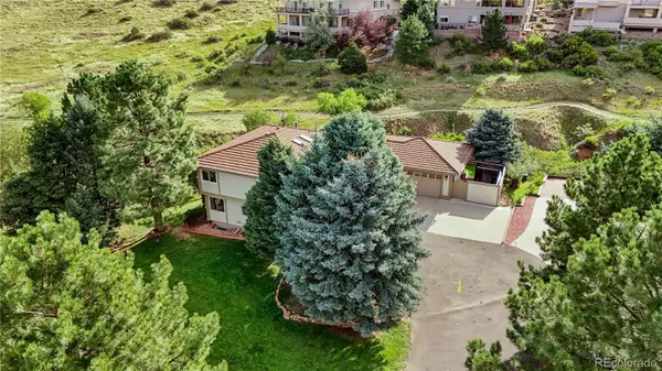7084 Fox Paw TRL, Littleton, CO 80125