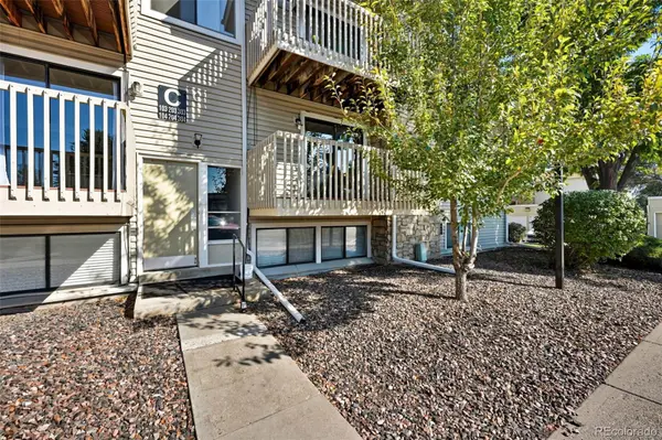 381 S Ames ST #C204, Lakewood, CO 80226