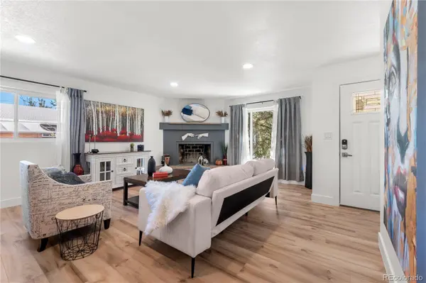 4865 E Alabama PL, Denver, CO 80246