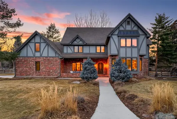 37 Elk LN, Littleton, CO 80127