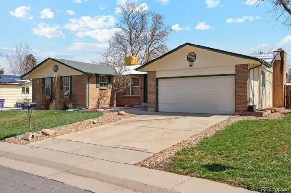 3158 S Dayton CT, Denver, CO 80231