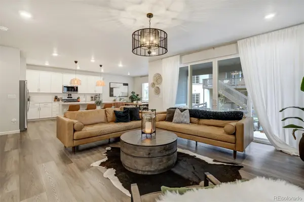 6950 Hidden Cove CT, Castle Pines, CO 80108