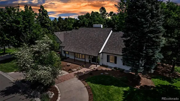 17 E Belleview LN, Greenwood Village, CO 80121