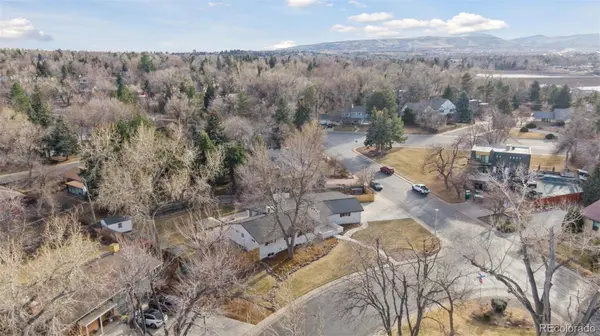 11880 Swadley DR, Lakewood, CO 80215