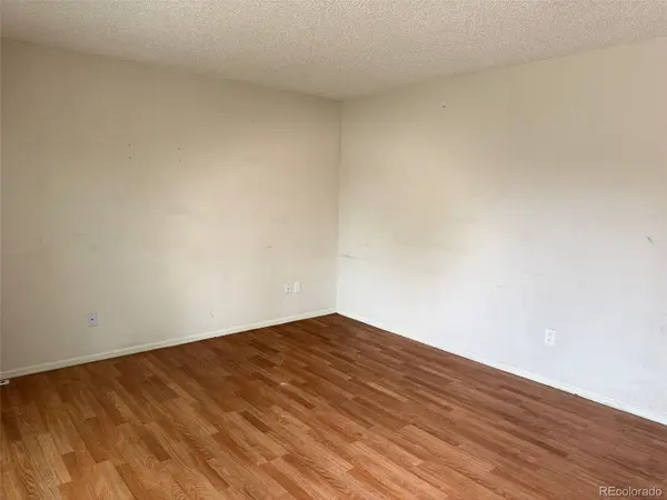 2513 S Crystal ST, Aurora, CO 80014