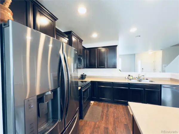 11590 River Oaks LN, Commerce City, CO 80640