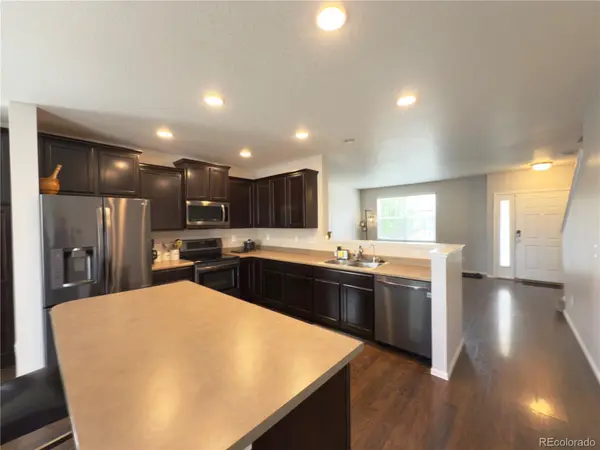 11590 River Oaks LN, Commerce City, CO 80640