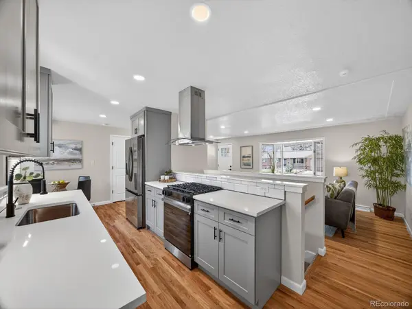 6984 Owens ST, Arvada, CO 80004