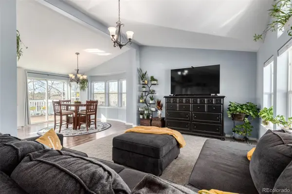 68 Concord DR, Jefferson, CO 80456