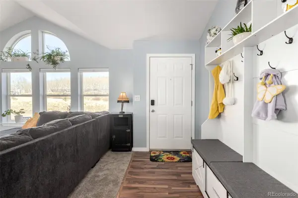 68 Concord DR, Jefferson, CO 80456