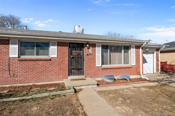 3219 Uvalda ST, Aurora, CO 80011
