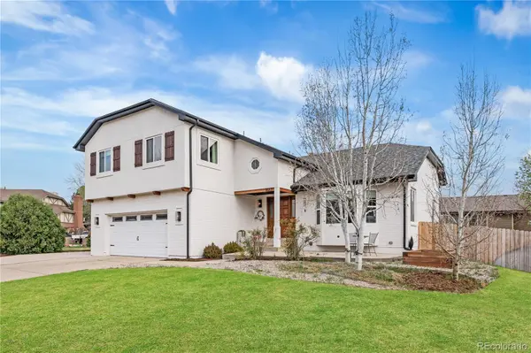 9662 W 69th PL, Arvada, CO 80004