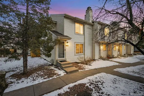4221 S Mobile CIR #A, Aurora, CO 80013