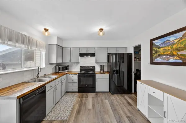 4221 S Mobile CIR #A, Aurora, CO 80013