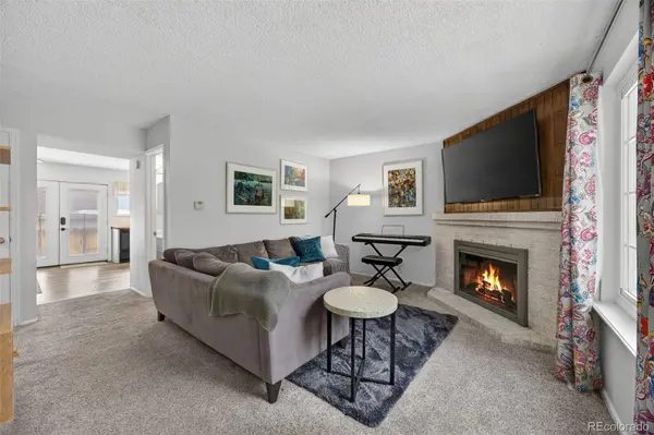 4221 S Mobile CIR #A, Aurora, CO 80013