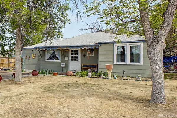 6830 Olive ST,  Commerce City,  CO 80022